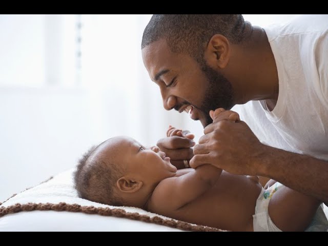 REPLAY, La place des pères autour de la naissance